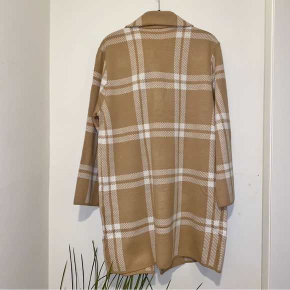 Ann Klein Women’s Notched Plain Cardigan - Picture 2 of 6